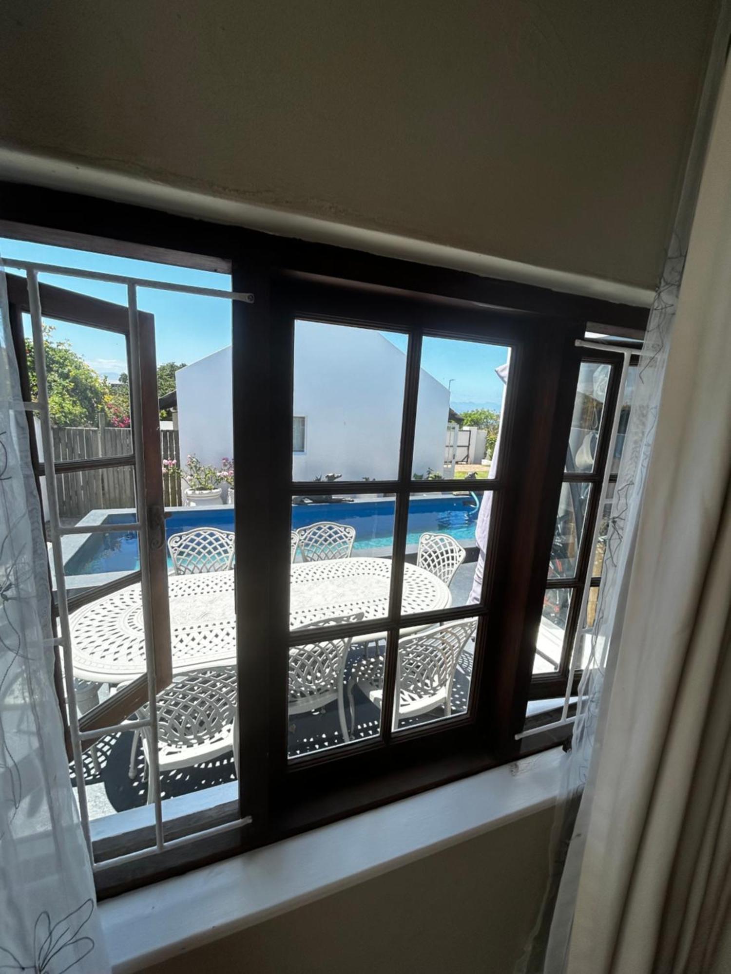 De La Fontaine Guest Cottage And Pool View Luxury Suite 플레튼버그 베이 외부 사진