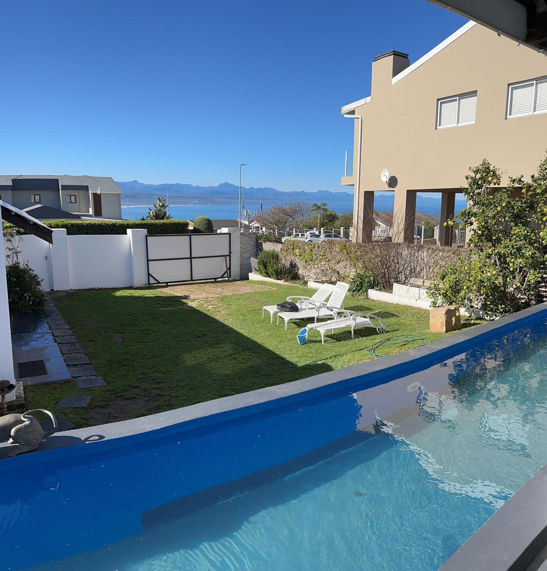 De La Fontaine Guest Cottage And Pool View Luxury Suite 플레튼버그 베이 외부 사진