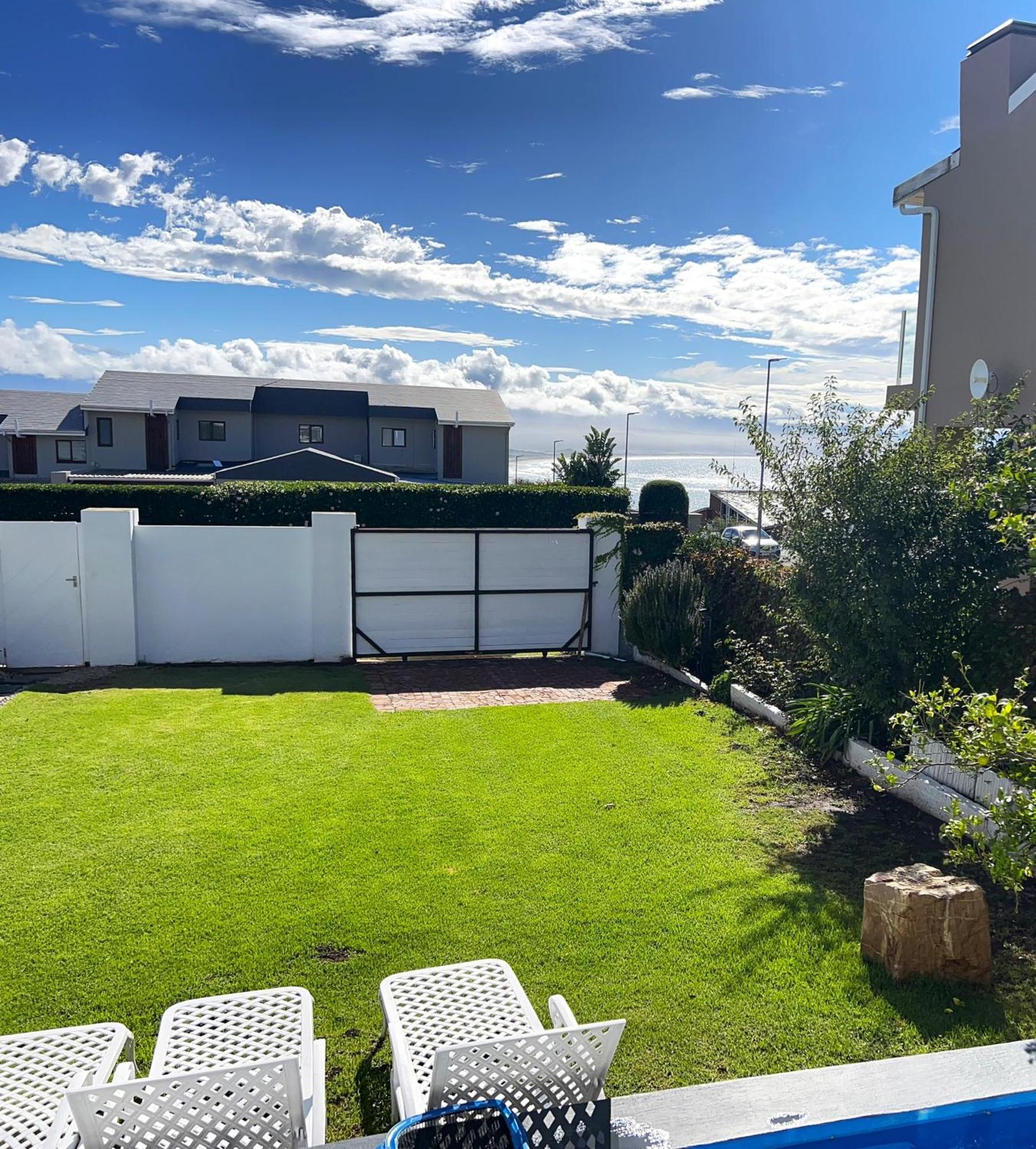 De La Fontaine Guest Cottage And Pool View Luxury Suite 플레튼버그 베이 외부 사진